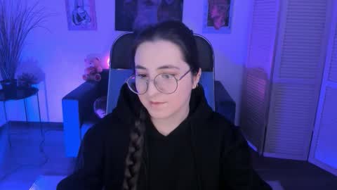 your love online show from 12.23.25