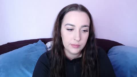 Snapshot of vitalina_freedom chatting on 09.11.25 Vitalina online show from 09.11.25