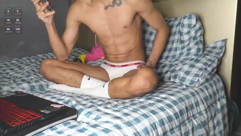 Snapshot of vito_benz chatting on 01.27.25 VITO BENZ online show from 01.27.25