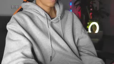 Snapshot of vito_benz chatting on 03.06.25 VITO BENZ online show from 03.06.25