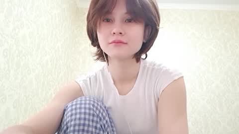 Snapshot of vivatrude chatting on 02.13.26 Sonya online show from 02.13.26