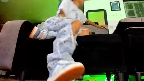 Snapshot of vivi_honey_ chatting on 10.02.25 IGkarol navarret3 online show from 10.02.25