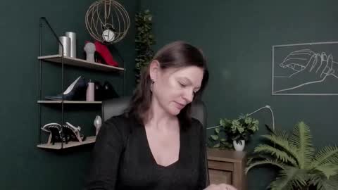 Vivian online show from 02.09.26