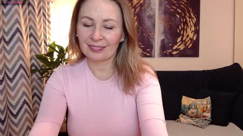 Snapshot of vivian_soul chatting on 12.30.24 Vivian online show from 12.30.24