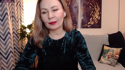 Snapshot of vivian_soul chatting on 01.19.25 Vivian online show from 01.19.25