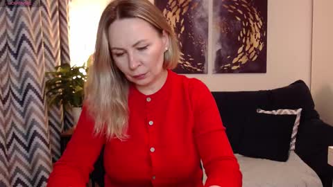 Vivian online show from 09.25.25