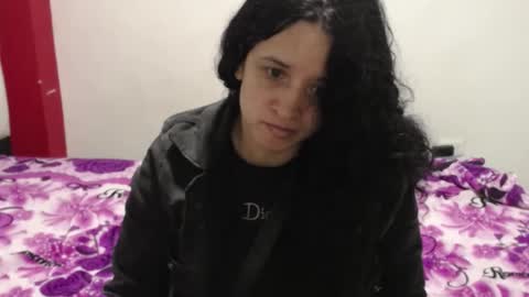 Snapshot of vivian_walt_ chatting on 03.10.25 melissa online show from 03.10.25