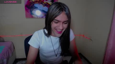 Snapshot of vivianalatin chatting on 02.15.25 instagram Viviana73215 online show from 02.15.25