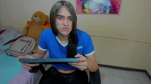 Snapshot of vivianalatin chatting on 02.20.25 instagram Viviana73215 online show from 02.20.25