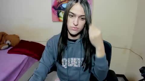 Snapshot of vivianalatin chatting on 03.05.25 instagram Viviana73215 online show from 03.05.25