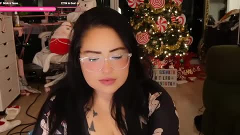 Vivi online show from 12.17.24