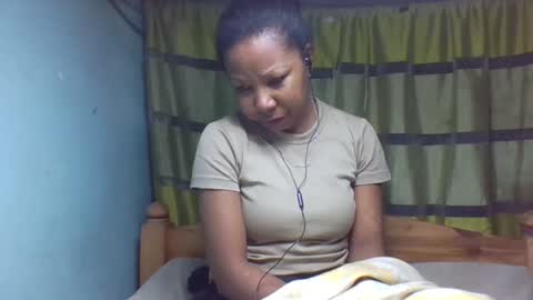 viviane0812 online show from 09.22.25