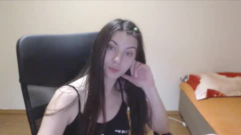 Vivian Gray online show from 12.11.24