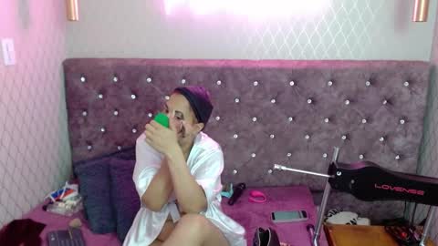 VivianRose online show from 01.07.25