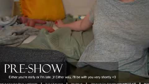 Snapshot of vivid_whit chatting on 08.05.26 Whitney online show from 08.05.26