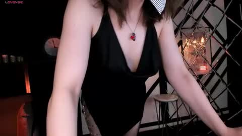 Vivien online show from 07.13.26
