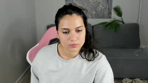 vivien_ross online show from 05.18.26
