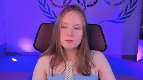 Snapshot of vivienleeigh chatting on 12.08.24 Vivien online show from 12.08.24