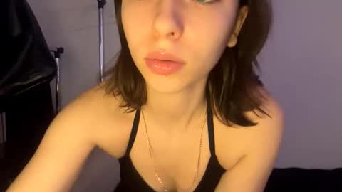 Vivi online show from 01.15.26