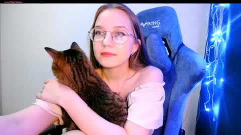 vivivivikkie online show from 06.04.26
