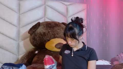 Vixen  online show from 06.16.26