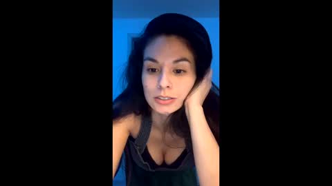 Snapshot of vixenblade chatting on 02.03.26 vixenblade online show from 02.03.26