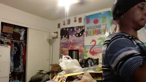 Snapshot of vixenfyre chatting on 09.28.25 Vixen Fyre online show from 09.28.25