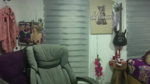 Snapshot of vl21cm chatting on 09.20.25 vl21cm online show from 09.20.25