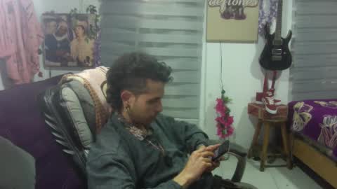 Snapshot of vl21cm chatting on 09.24.25 vl21cm online show from 09.24.25