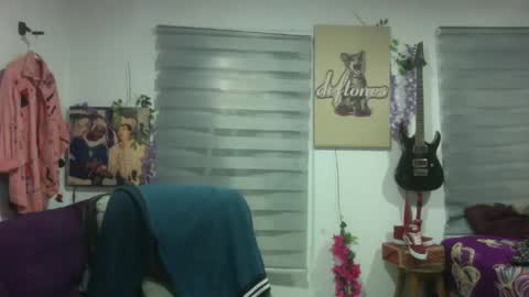 Snapshot of vl21cm chatting on 09.29.25 vl21cm online show from 09.29.25