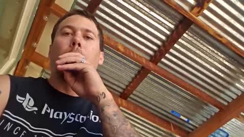 Snapshot of vl2992 chatting on 10.16.25 vl2992 online show from 10.16.25