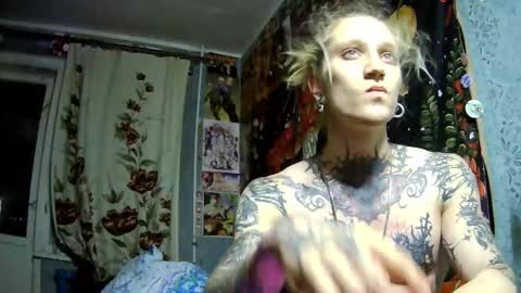 Elf online show from 10.30.25