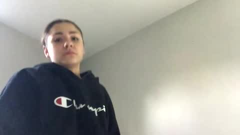 Snapshot of volentic chatting on 10.03.25 volentic online show from 10.03.25