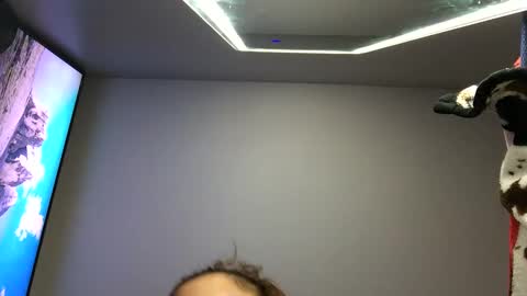 Snapshot of volentic chatting on 10.06.25 volentic online show from 10.06.25