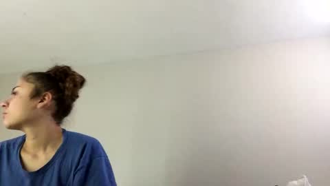 Snapshot of volentic chatting on 10.07.25 volentic online show from 10.07.25