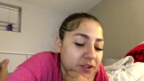 Snapshot of volentic chatting on 10.08.25 volentic online show from 10.08.25