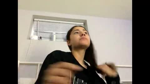 Snapshot of volentic chatting on 10.16.25 volentic online show from 10.16.25