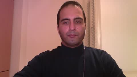 Snapshot of volve5 chatting on 01.28.25 volve5 online show from 01.28.25