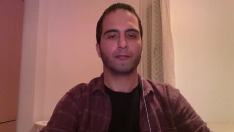 Snapshot of volve5 chatting on 02.12.25 volve5 online show from 02.12.25