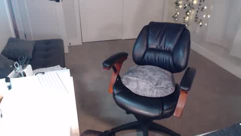 Von B online show from 02.19.25