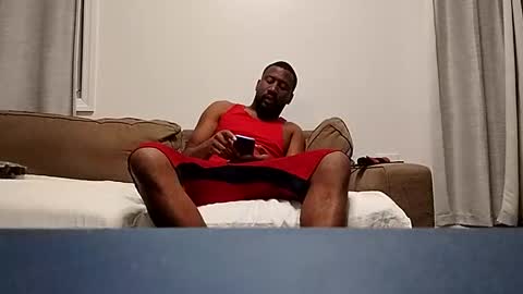 Snapshot of vondon69 chatting on 10.27.25 Dashawn online show from 10.27.25