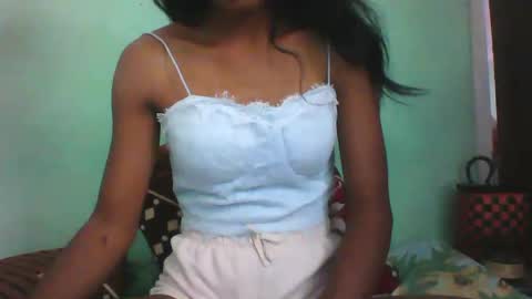 Snapshot of vounialdy chatting on 03.01.25 vounialdy online show from 03.01.25