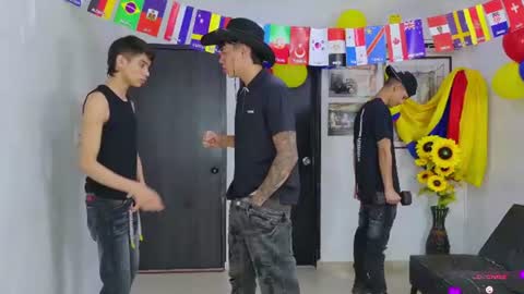 voyeurism_guys online show from 06.29.26