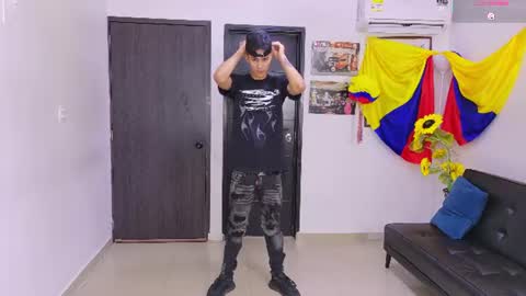 voyeurism_guys online show from 07.12.26