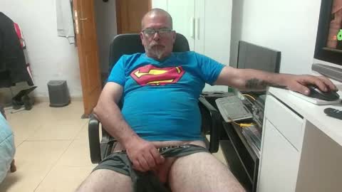 Snapshot of vuda77 chatting on 04.17.26 oscar online show from 04.17.26