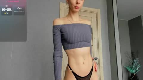 Snapshot of vvalkyriee chatting on 02.08.26 vvalkyriee online show from 02.08.26