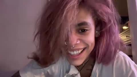 Snapshot of vveejay48826 chatting on 10.22.25 vveejay online show from 10.22.25