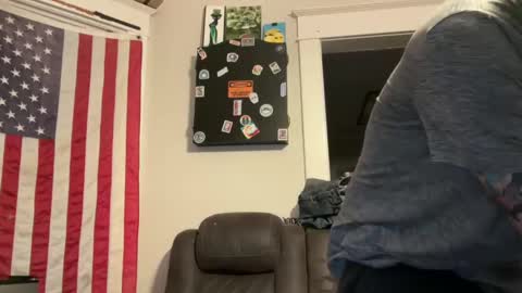 Snapshot of vveejay48826 chatting on 10.26.25 vveejay online show from 10.26.25