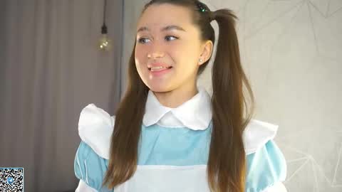 Ethal - thank you for thumb up online show from 10.10.25