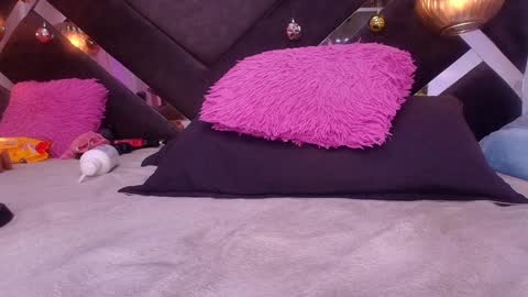 Violeta online show from 12.07.24